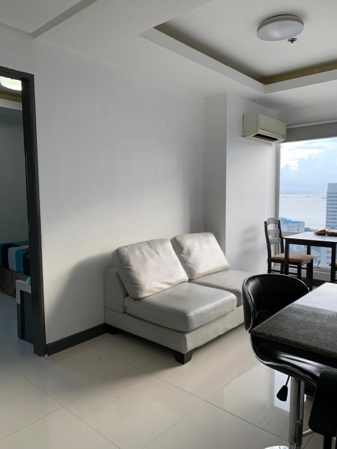 1 Bedroom With Balcony, Fully Furnished Overlooking Manila Bay At Birch Tower, Malate, Manila Exteriör bild